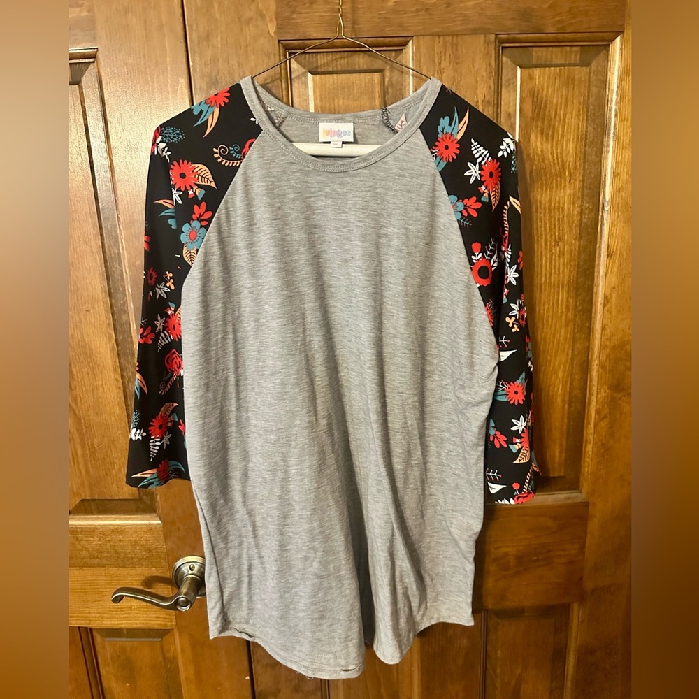 Women’s LuLaRoe Randy Heather Gray Tee Vibrant Sleeves Size XL Floral print